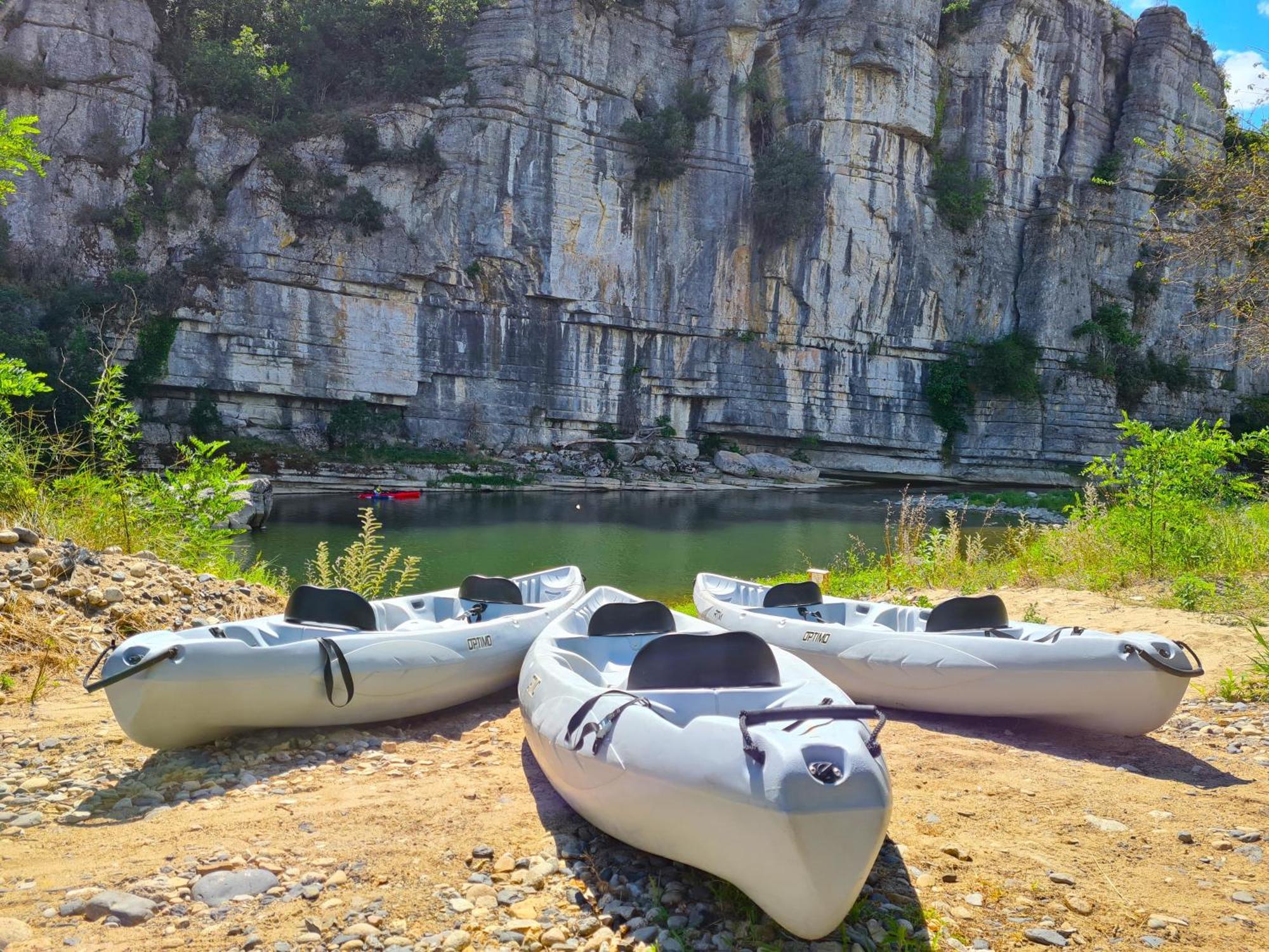 Cabanes Lodges Le Serviere Balazuc Exterior foto