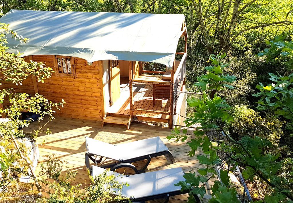Cabanes Lodges Le Serviere Balazuc Exterior foto