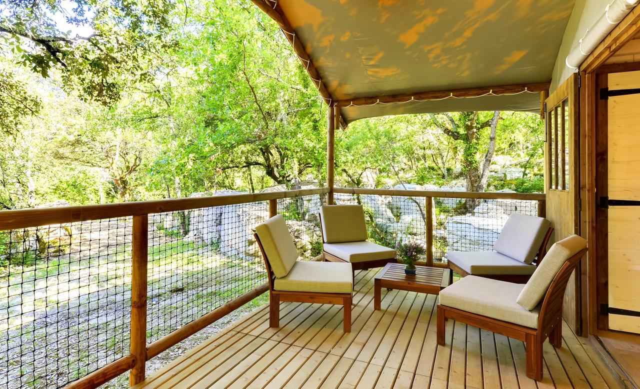 Cabanes Lodges Le Serviere Balazuc Exterior foto