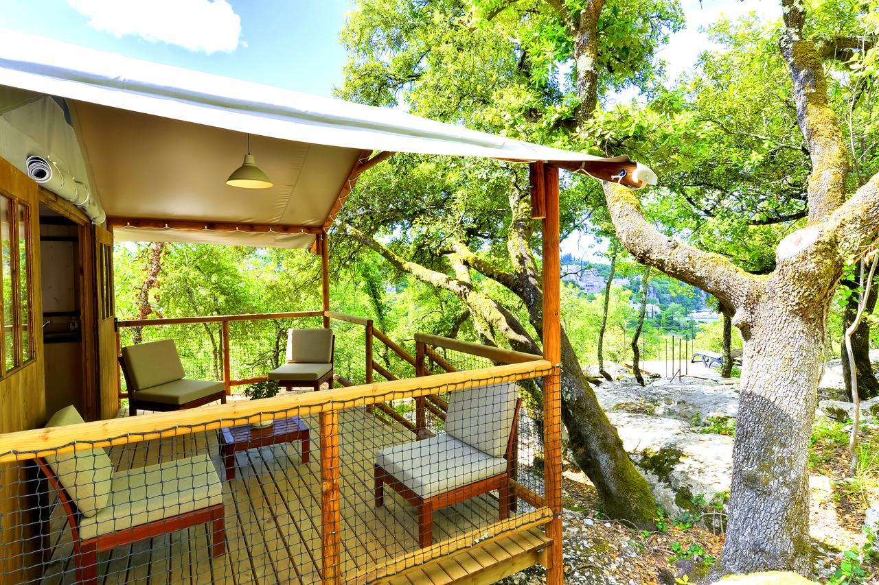 Cabanes Lodges Le Serviere Balazuc Exterior foto